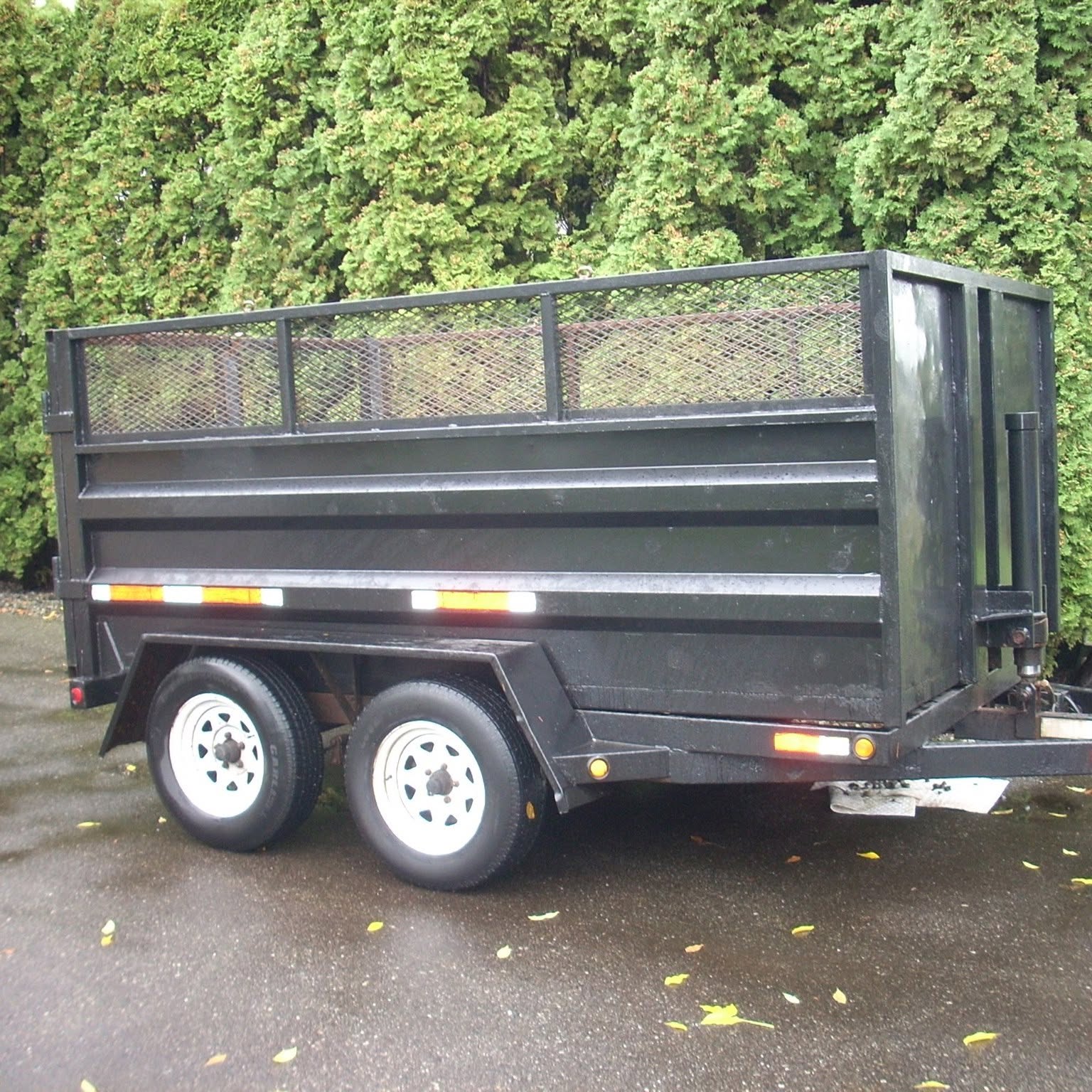 Black trailer available for weekly rental